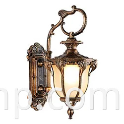 Lámpara de jardín impermeable al estilo europeo para iluminación de pared al aire libre